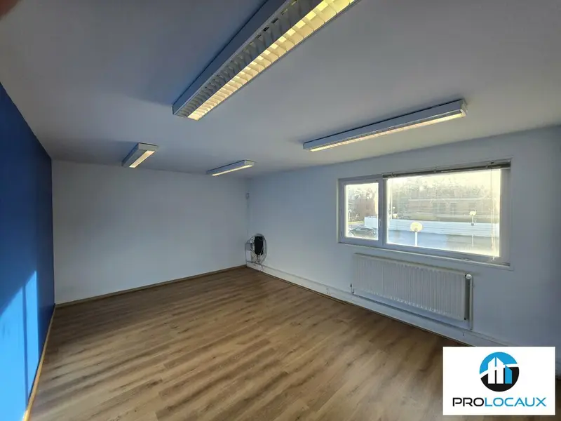 Bureau à louer - Amiens (80000) - 320 m² - 2 666 €/mois