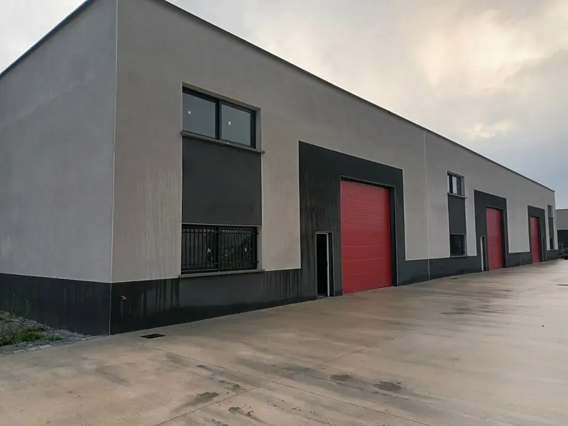 Entrepôt / Activité à louer - Val-De-Reuil (27100) - 444 m² - 3 600 €/mois