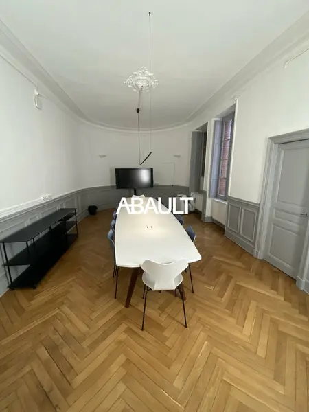 Bureau à louer - Toulouse (31000) - 260 m² - 4 680 €/mois