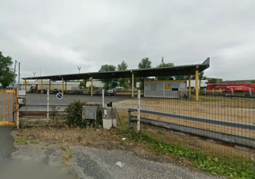 Entrepôt / Activité à louer - Bègles (33130) - 700 m² - 3 500 €/mois