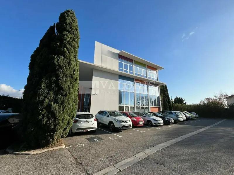 Bureau à louer - Marseille 16 (13016) - 130 m² - 1 841 €/mois