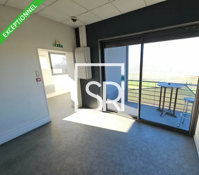 Bureau à vendre - Cournon-D'Auvergne (63800) - 151 m²
