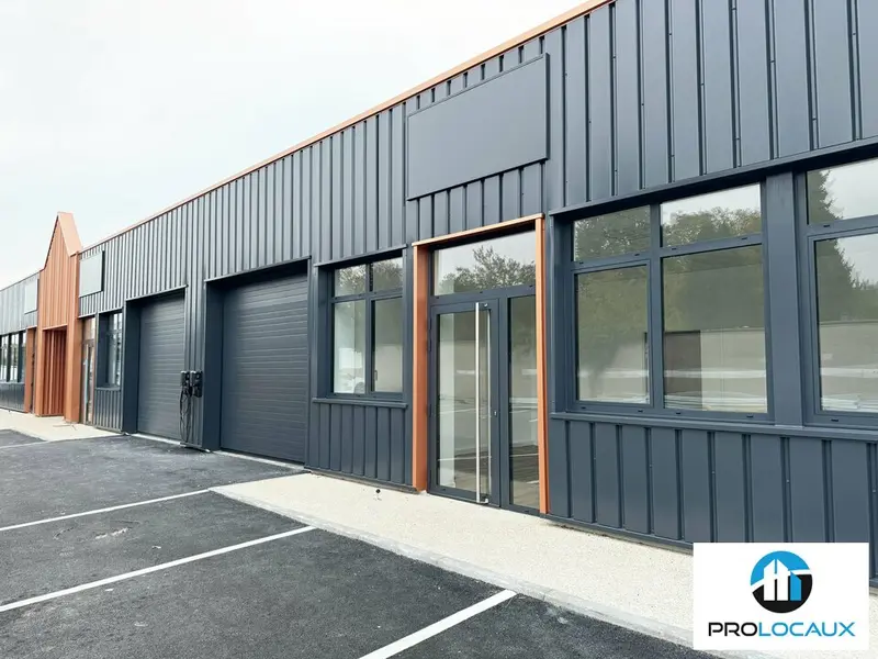 Entrepôt / Activité à louer - Rivery (80136) - 224 m² - 1 680 €/mois