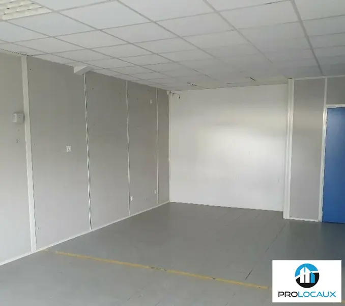 Entrepôt / Activité à louer - Voiron (38500) - 80 m² - 866 €/mois