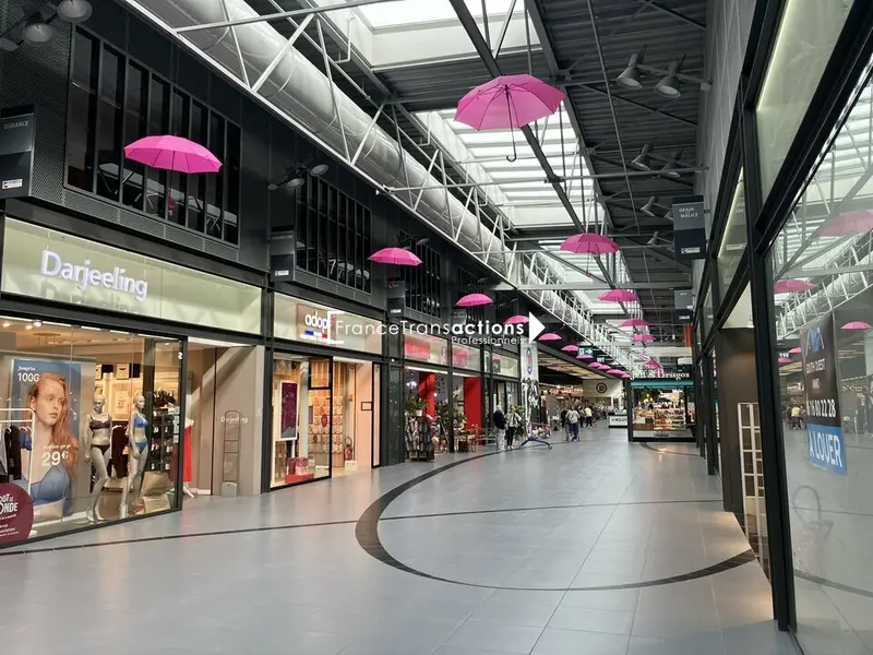 Local Commercial à louer - Estancarbon (31800) - 98 m² - 1 633 €/mois