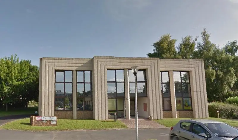 Bureau à louer - Caen (14000) - 385 m² - 3 529 €/mois