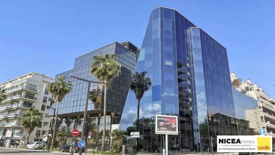 Bureau à louer - Nice (06200) - 779 m² - 12 334 €/mois