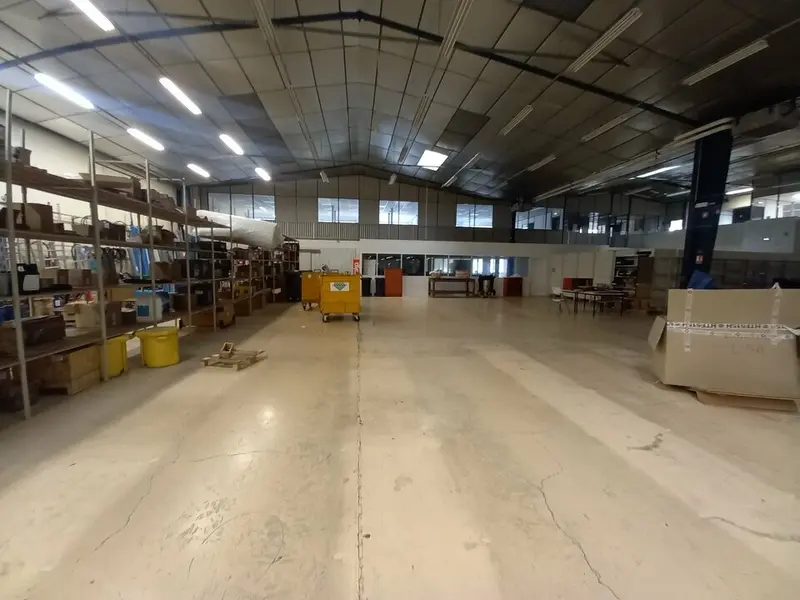 Entrepôt / Activité à louer - Mondeville (14120) - 1812 m² - 10 833 €/mois