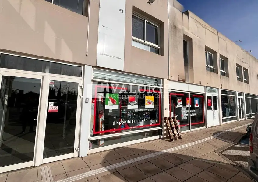 Local Commercial à louer - Istres (13800) - 170 m² - 3 200 €/mois