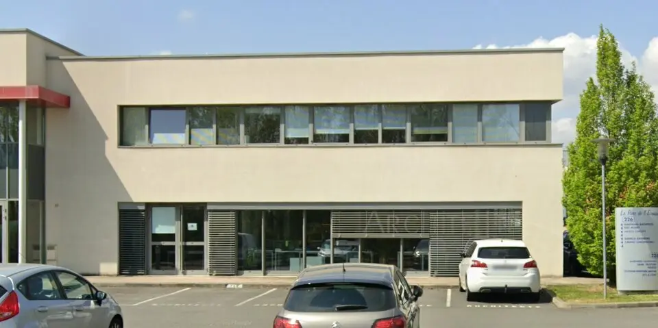 Bureau à louer - Limas (69400) - 133 m² - 1 763 €/mois