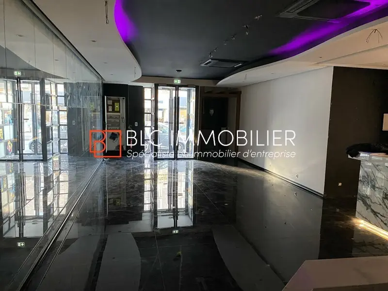 Local Commercial à louer - Marseille 12 (13012) - 170 m² - 2 600 €/mois