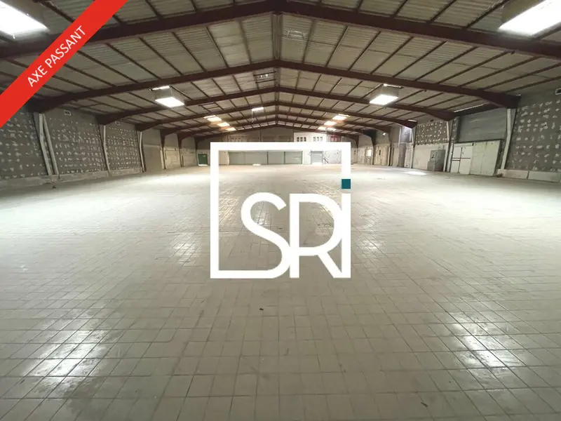 Local Commercial à louer - Aubière (63170) - 780 m² - 7 800 €/mois