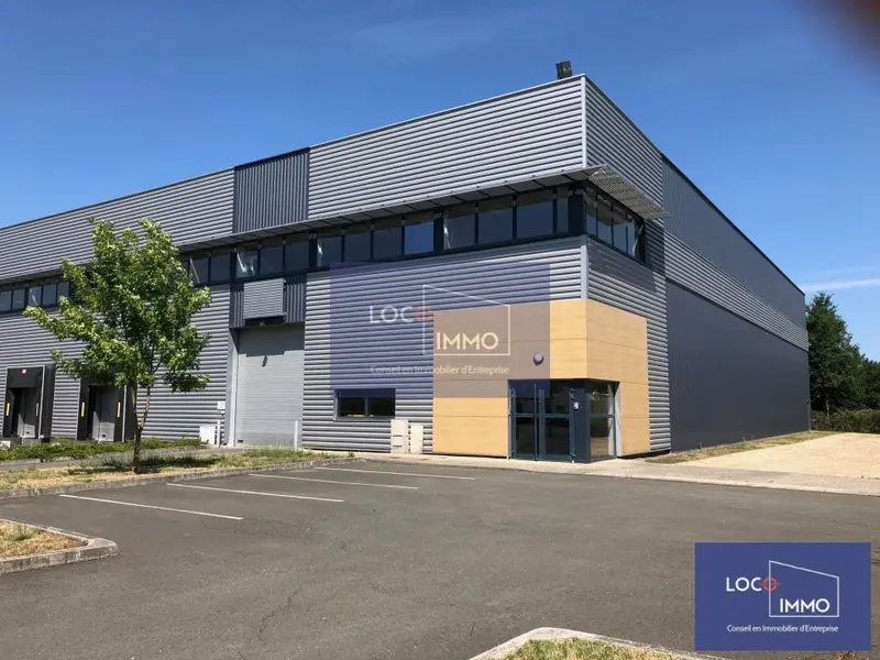 Entrepôt / Activité à louer - Saint-Jean-D'Illac (33127) - 494 m² - 3 174 €/mois