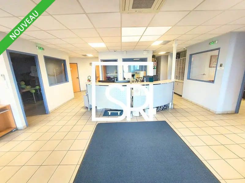 Bureau à vendre - Clermont-Ferrand (63000) - 276 m²