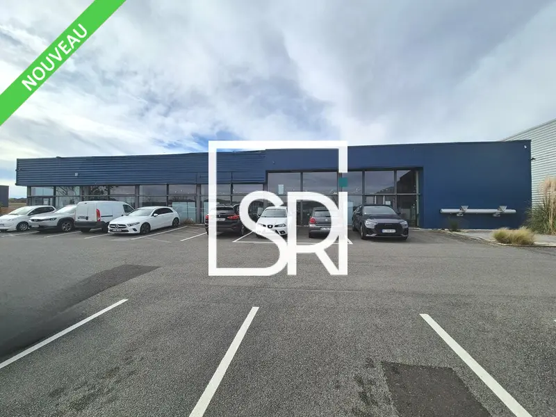 Local Commercial à louer - Aubière (63170) - 695 m² - 6 322 €/mois