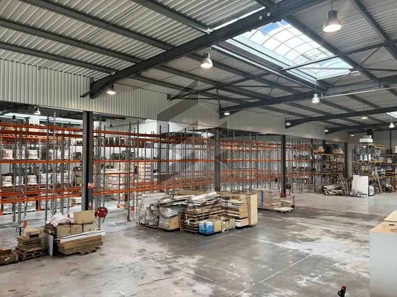 Entrepôt / Activité à vendre - Blanquefort (33290) - 4880 m² - 5 400 000 €