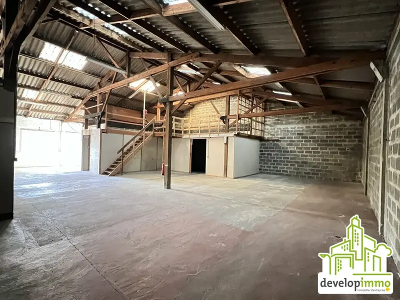 Entrepôt / Activité à louer - Caen (14000) - 440 m² - 2 400 €/mois
