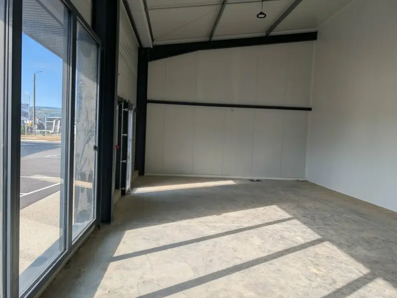 Local Commercial à louer - Pont-De-L'Isère (26600) - 78 m² - 750 €/mois