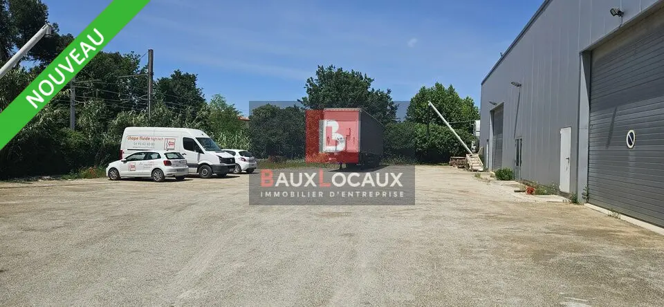 A vendre Entrepôt 118m² Sorgues