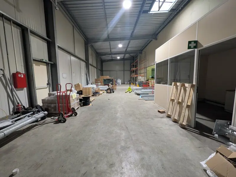Entrepôt / Activité à louer - Le Grand-Quevilly (76120) - 200 m² - 1 666 €/mois
