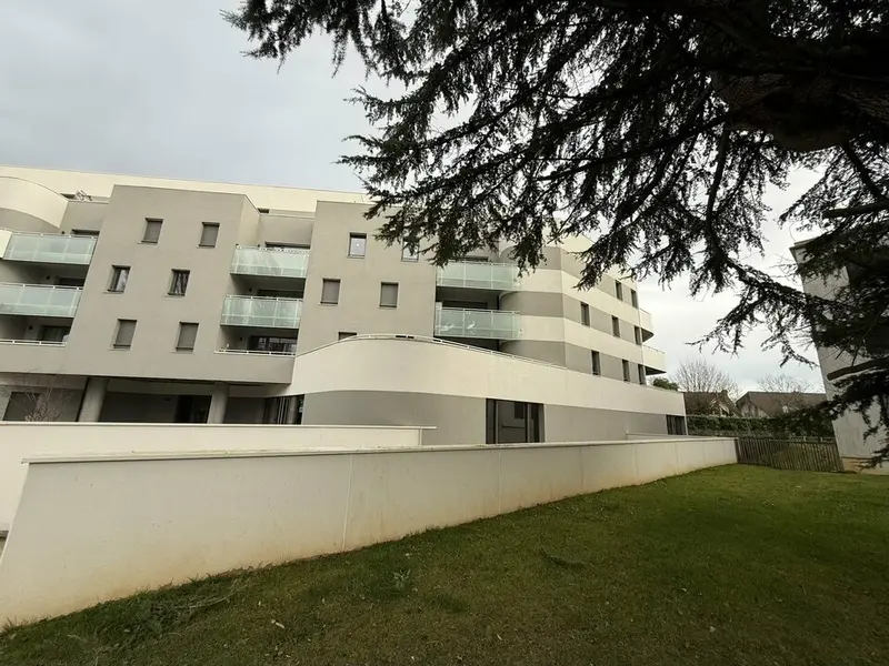 Bureau à louer - Bihorel (76420) - 101 m² - 1 281 €/mois