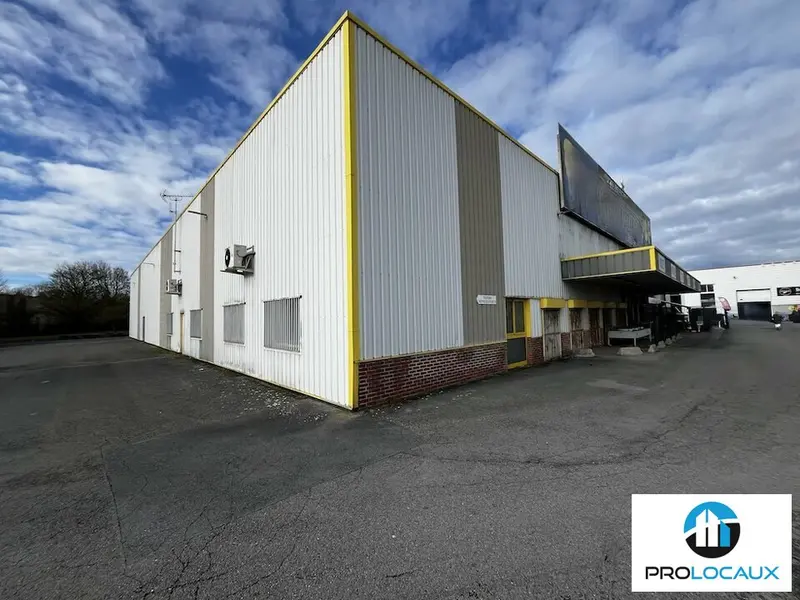 Entrepôt / Activité à louer - Saint-Maximin (60740) - 750 m² - 6 250 €/mois