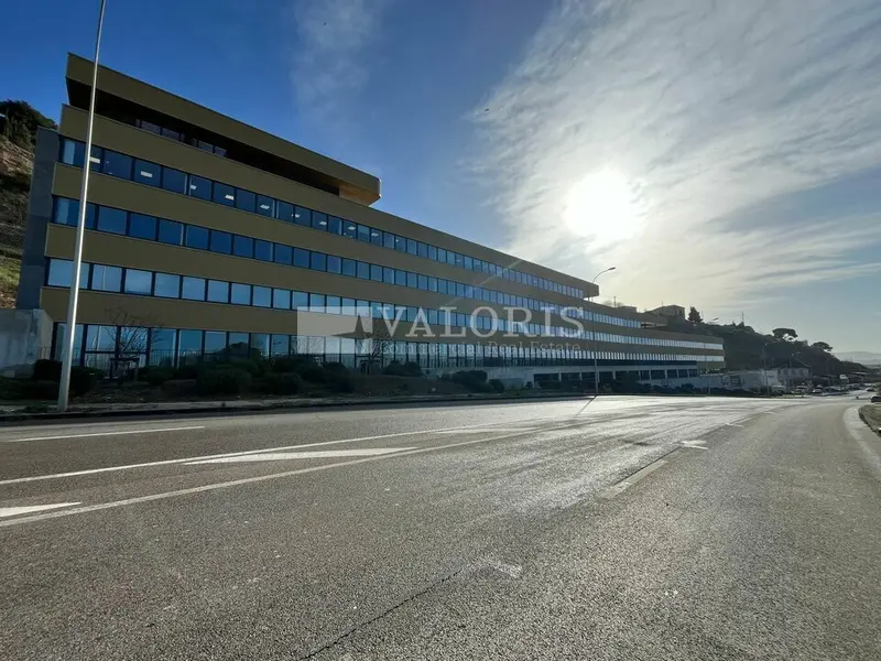 Bureau à louer - Marseille 16 (13016) - 5434 m² - 88 302 €/mois