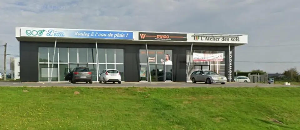 A LOUER -LOCAL COMMERCIAL-MORLAIX 