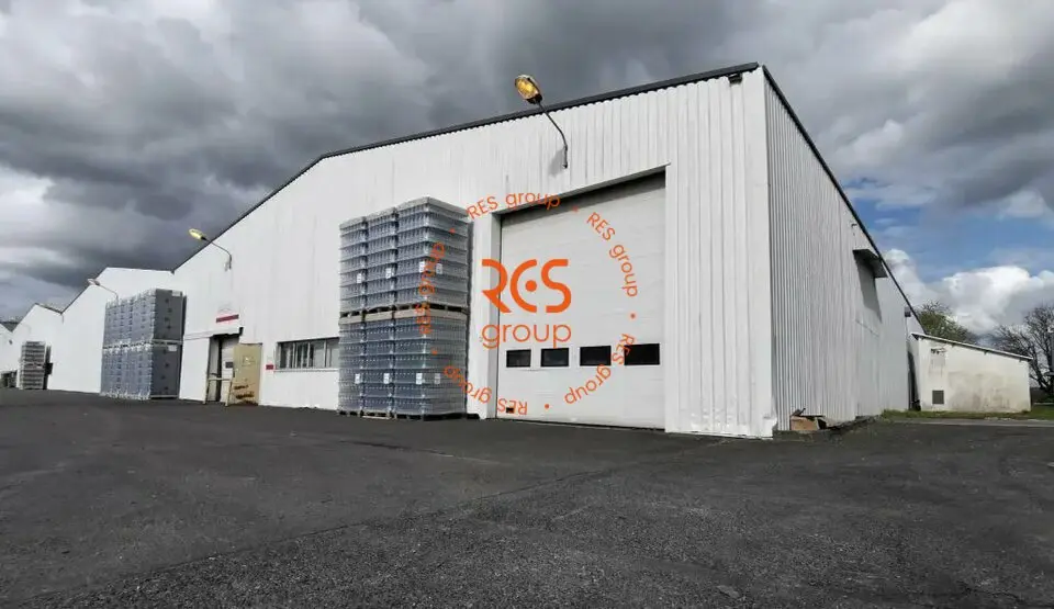 Entrepôt / Activité à louer - Pompignac (33370) - 3521 m² - 14 670 €/mois