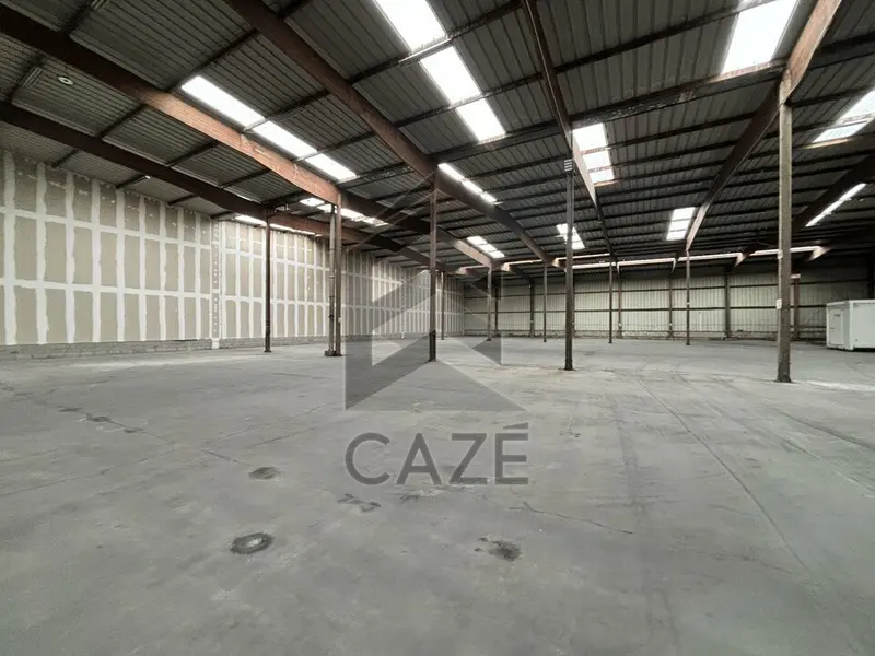 Entrepôt / Activité à louer - Coutras (33230) - 6300 m² - 21 000 €/mois