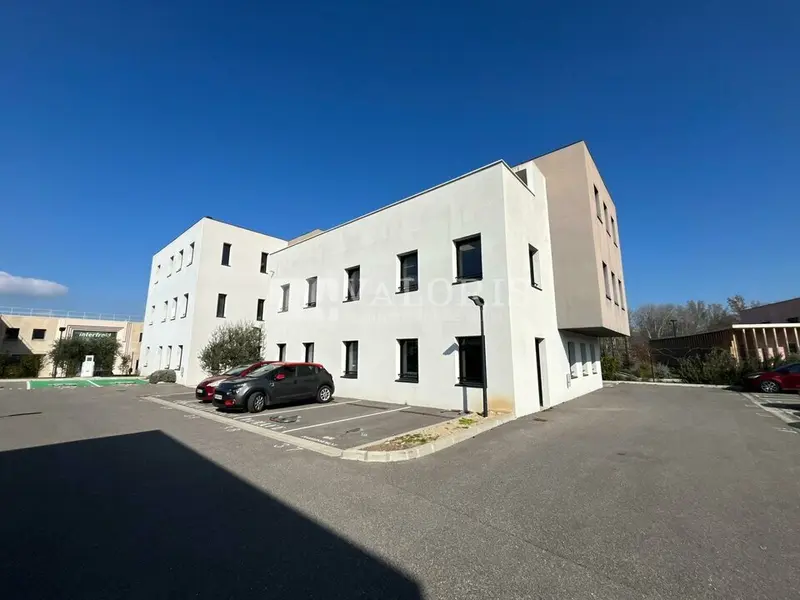 Bureau à louer - Aix-En-Provence (13290) - 300 m² - 4 595 €/mois