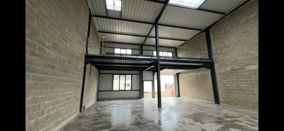 Entrepôt / Activité à vendre - Nangis (77370) - 510 m²