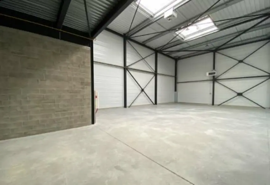 Entrepôt / Activité à vendre - Stains (93240) - 528 m²