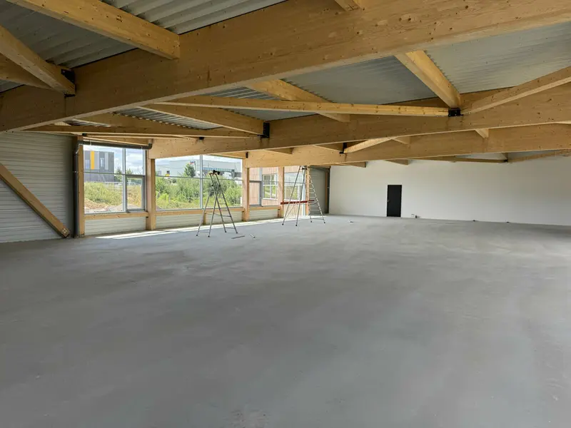 Bureau à vendre - Chennevières-Lès-Louvres (95380) - 441 m²