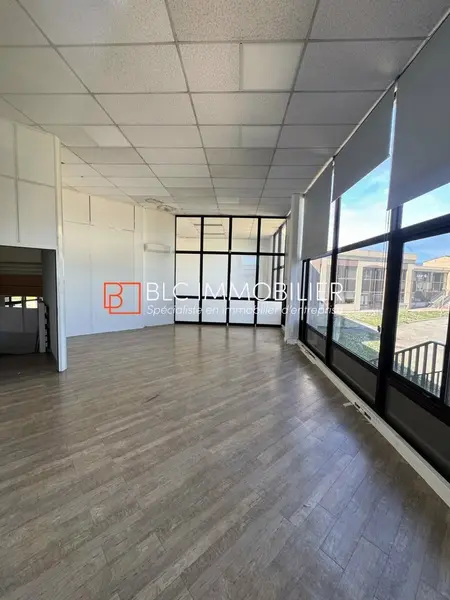 Bureau à louer - Gémenos (13420) - 589 m² - 4 908 €/mois