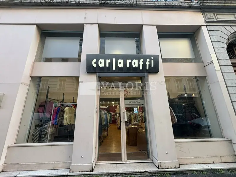 Local Commercial à vendre - Lyon 06 (69006) - 93 m² - 0 €