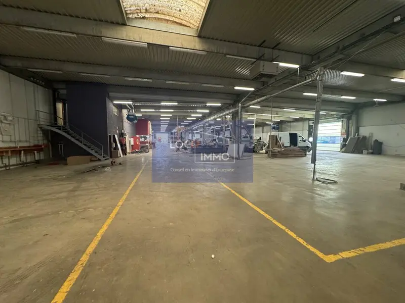 A louer Locaux d'activité 4000m² Mérignac