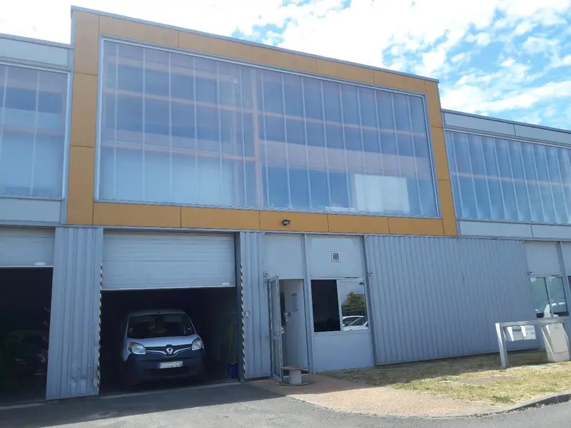 Entrepôt / Activité à louer - Le Havre (76620) - 257 m² - 2 000 €/mois