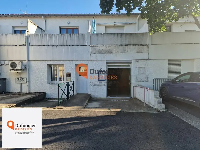 Bureau à louer - Chasseneuil-Du-Poitou (86360) - 140 m² - 1 000 €/mois