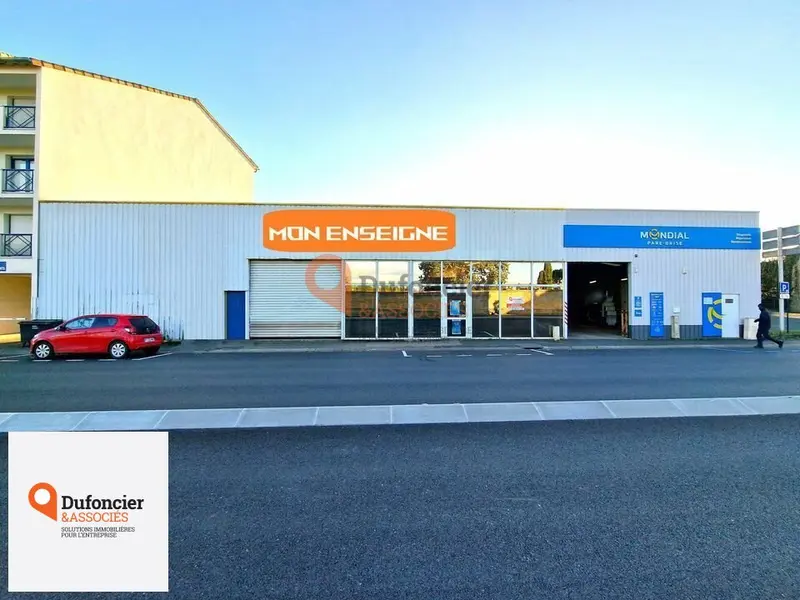 A louer Locaux d'activité 511m² Poitiers