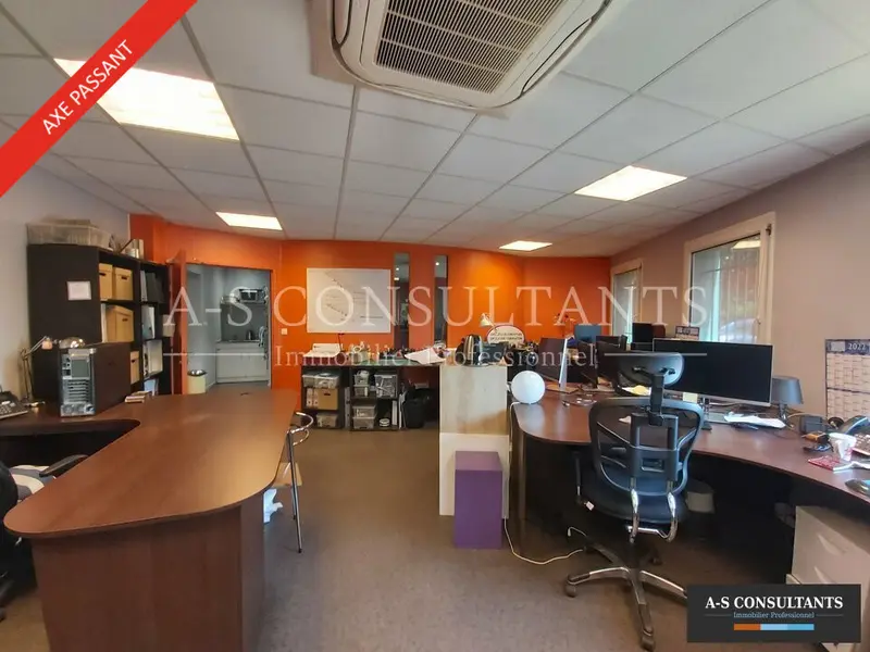 Bureau à louer - Toussieu (69780) - 172 m² - 1 100 €/mois