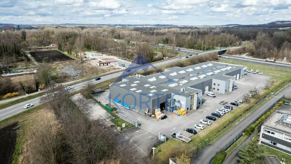 Entrepôt / Activité à louer - La Verpillière (38290) - 194 m² - 1 583 €/mois