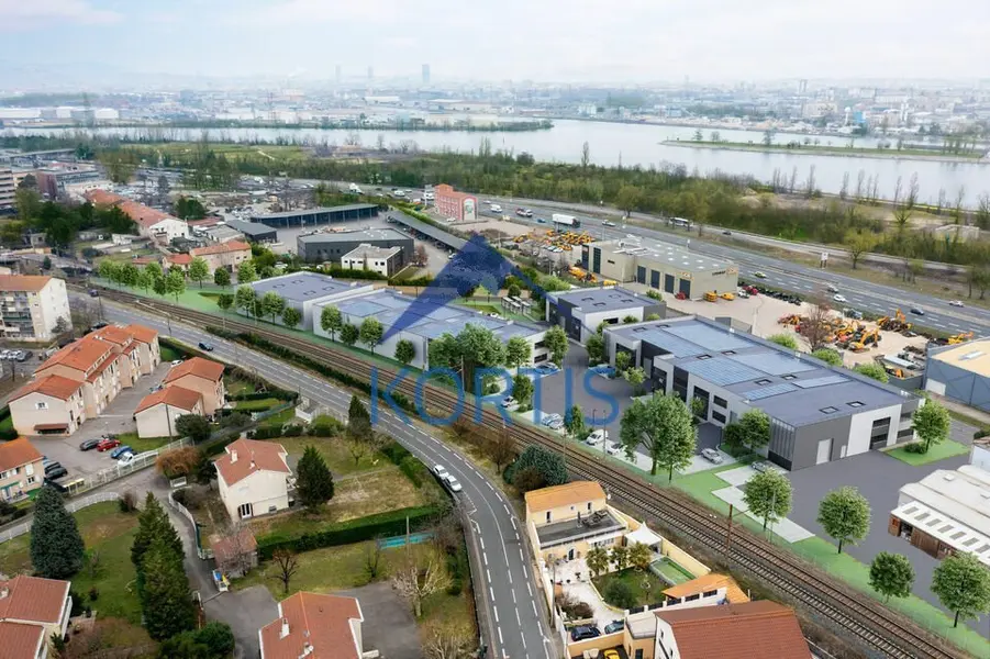Entrepôt / Activité à vendre - Pierre-Bénite (69310) - 1851 m²