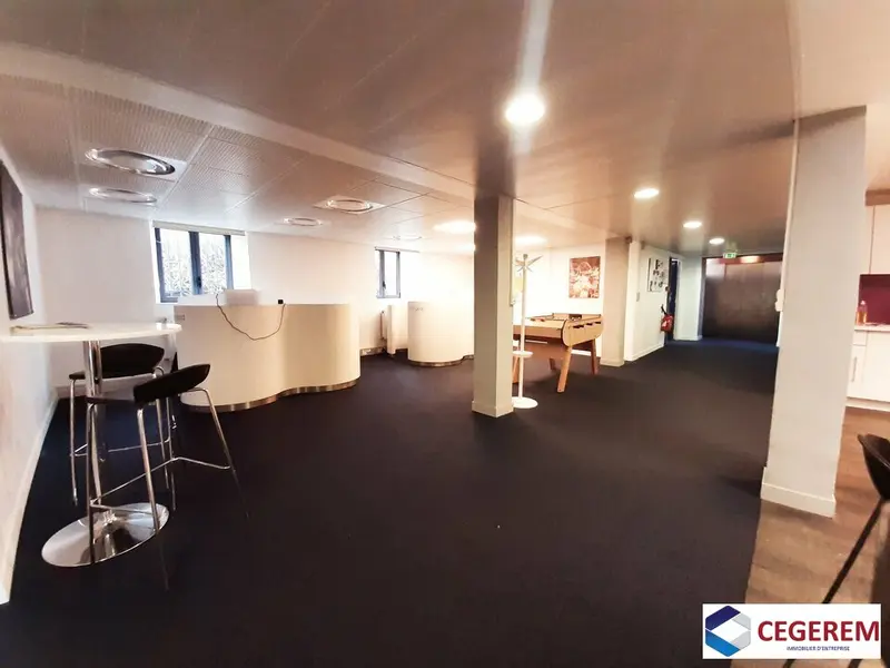 Bureau à louer - Fontainebleau (77300) - 10 m²