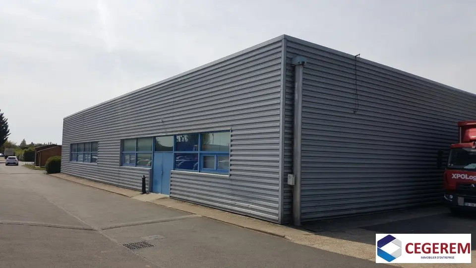Entrepôt / Activité à louer - Livry-Sur-Seine (77000) - 104 m² - 498 €/mois