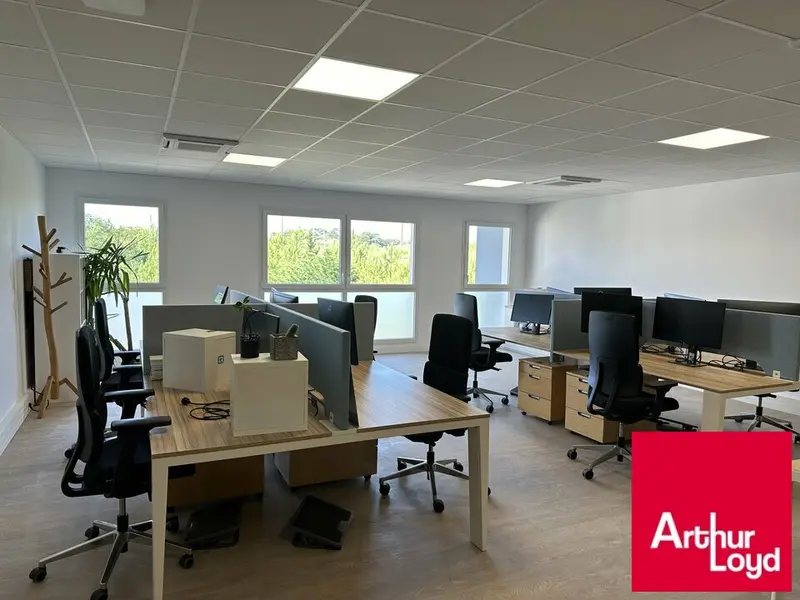 Entrepôt / Activité à louer - Saint-Jean-De-Luz (64500) - 76 m² - 1 400 €/mois