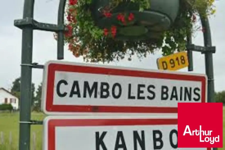 PROCHE BAYONNE -  MURS COMMERCIAUX  avec beaucoup de potentiel