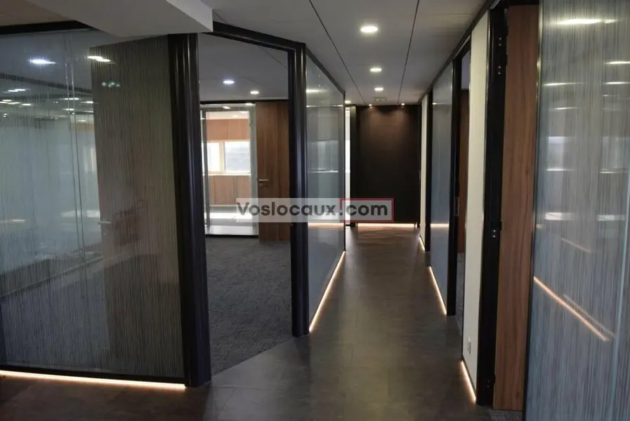 Bureau à louer - Villeneuve-Loubet (06270) - 245 m² - 3 900 €/mois