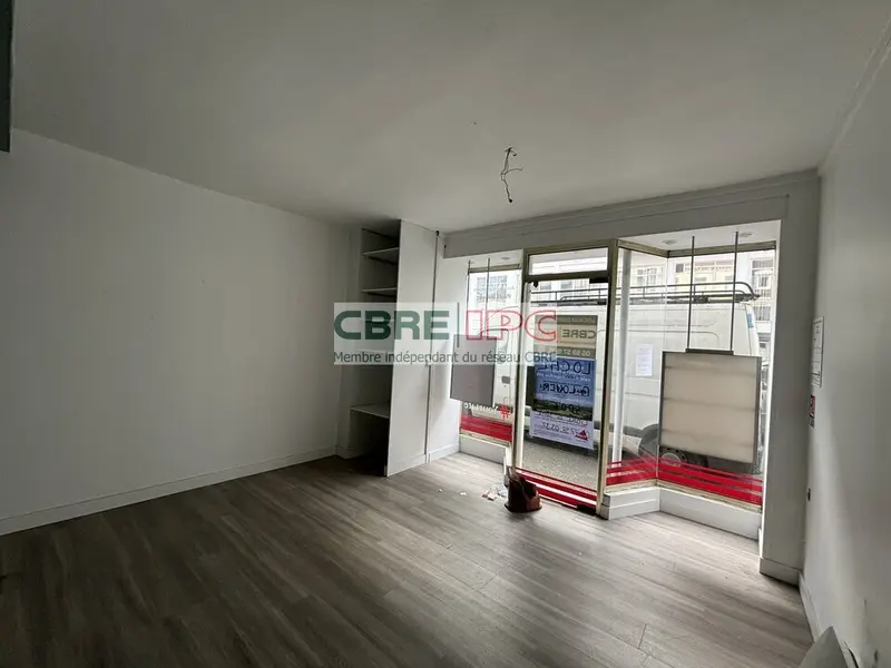 Local Commercial à louer - Pau (64000) - 30 m² - 400 €/mois