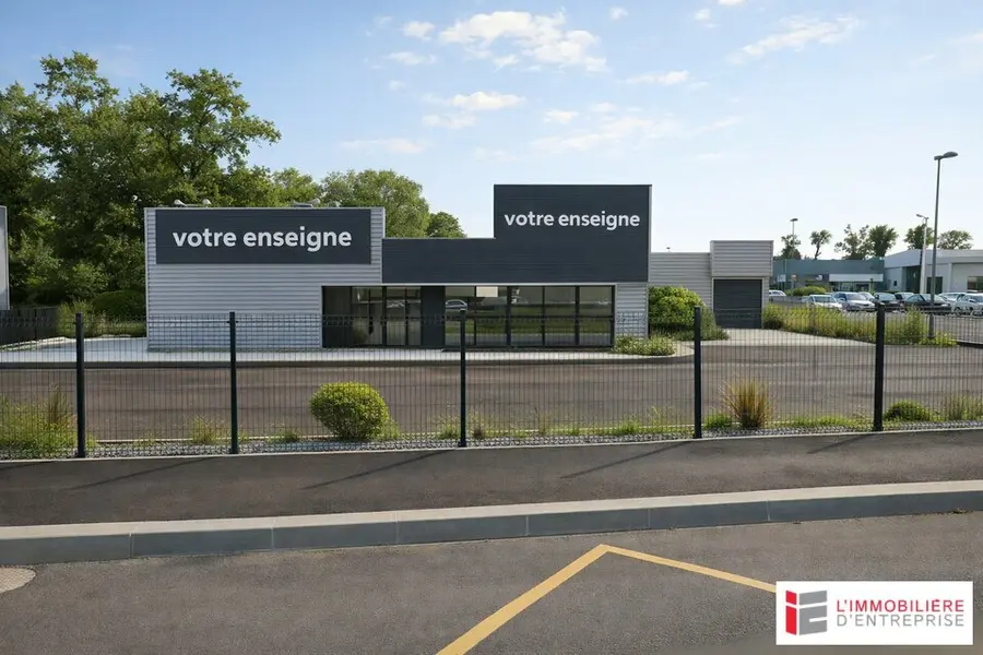 Local Commercial à vendre - La Mézière (35520) - 660 m²